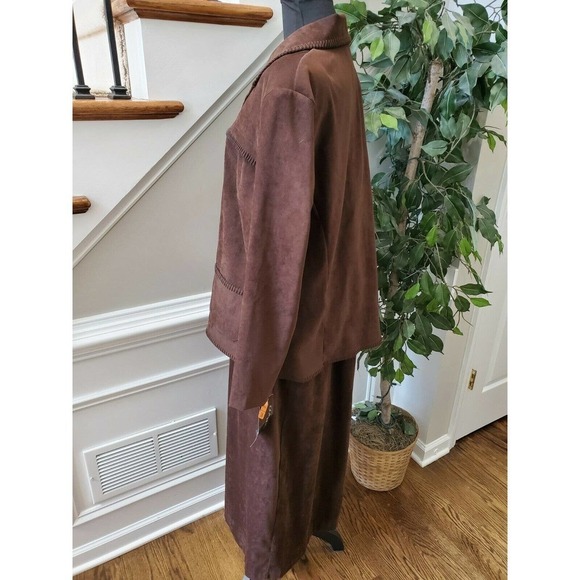 First Option Too Women Brown Polyester Long Sleeve 2 Piece Suit 18W - Picture 6 of 15